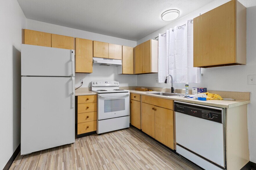 More Photos Of 3135 Arnett St, Boulder Multifamily For Sale