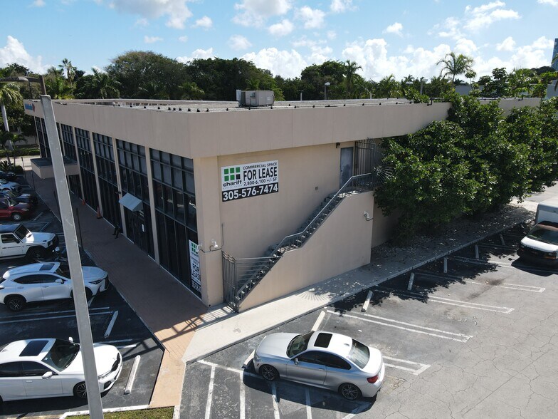 Primary Photo Of 5000 Biscayne Blvd, Miami Office For Lease