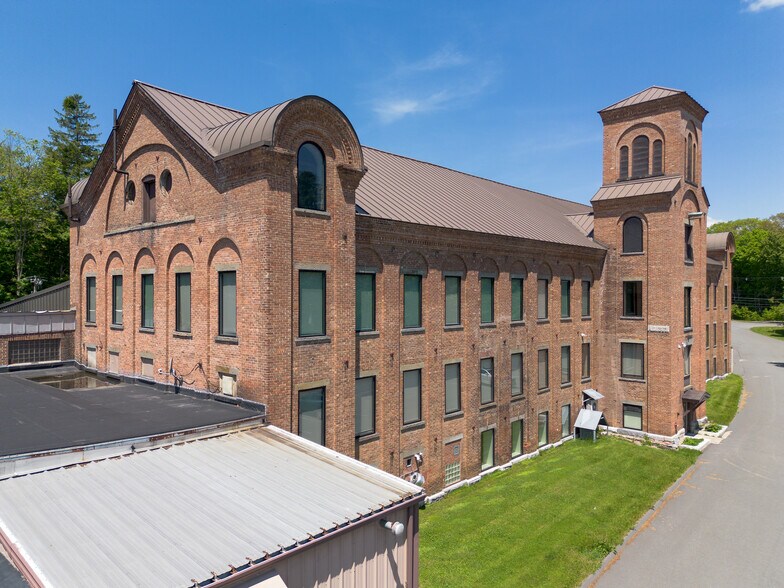More Photos Of 125 Pecks Rd, Pittsfield Warehouse For Sale