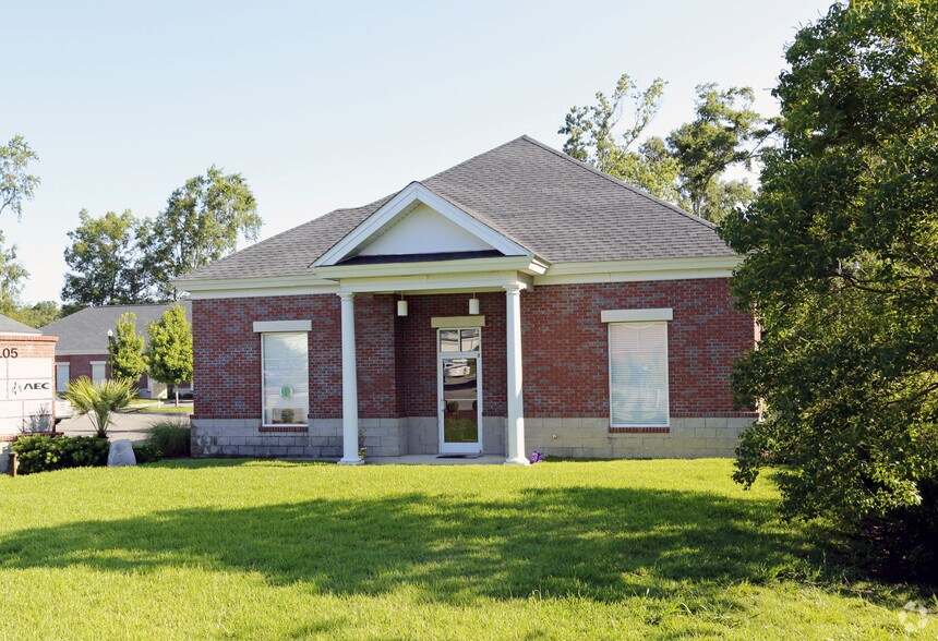 More Photos Of 105 Central Ave, Goose Creek Office Residential For Lease