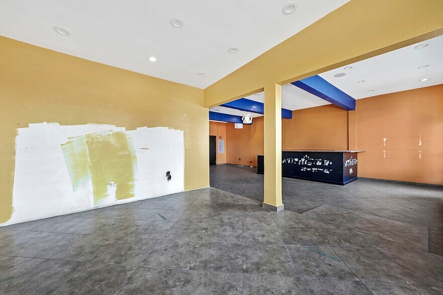 More Photos Of 4832-4850 Lankershim Blvd, North Hollywood Storefront For Lease