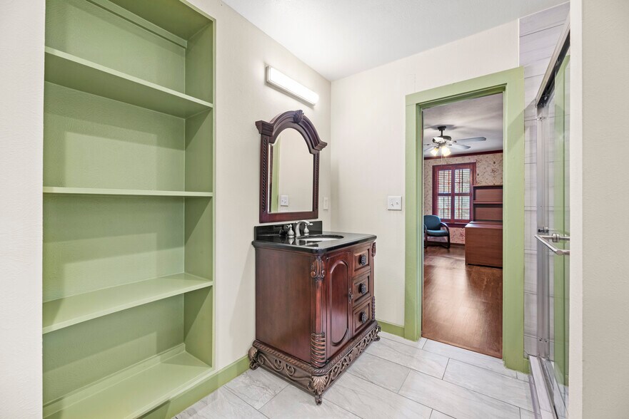 More Photos Of 1106 Avenue O, Huntsville Office Residential For Sale