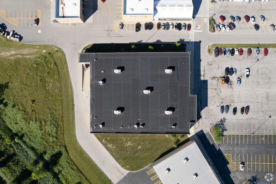 More Photos Of 10550 Maysville Rd, Fort Wayne Unknown For Lease