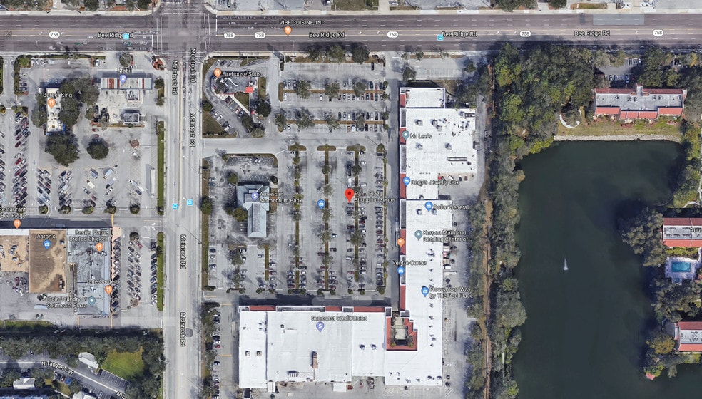 More Photos Of 4400 Bee Ridge Rd, Sarasota Unknown For Lease