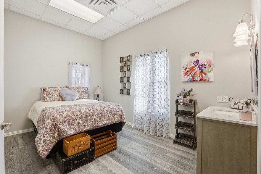 More Photos Of 801 S Washington St, Stillwater Healthcare For Sale