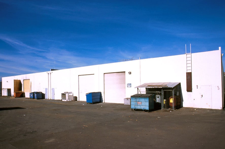 More Photos Of 480 Easy St, Simi Valley Warehouse For Lease
