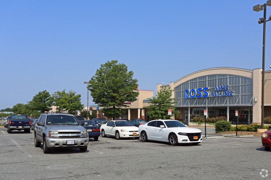 More Photos Of 6041-6235 Oxon Hill Rd, Oxon Hill Unknown For Lease