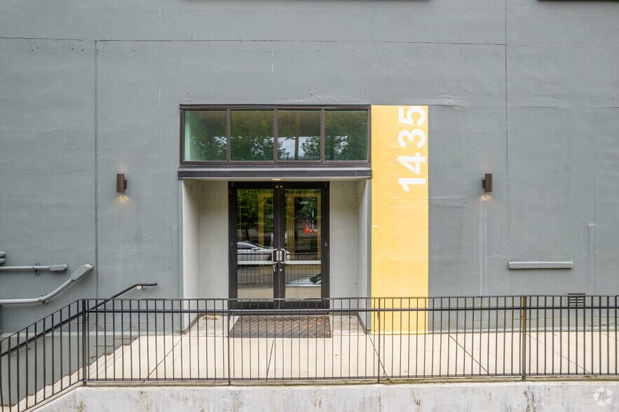 More Photos Of 1435 NW Northrup St, Portland Office For Lease