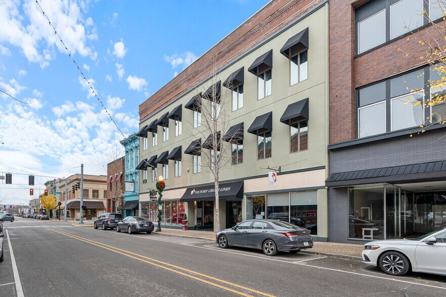 Primary Photo Of 222 Pearl St, New Albany Office Residential For Sale