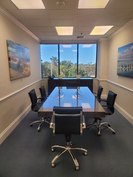 More Photos Of 2375 Tamiami Trl N, Naples Loft Creative Space For Sale