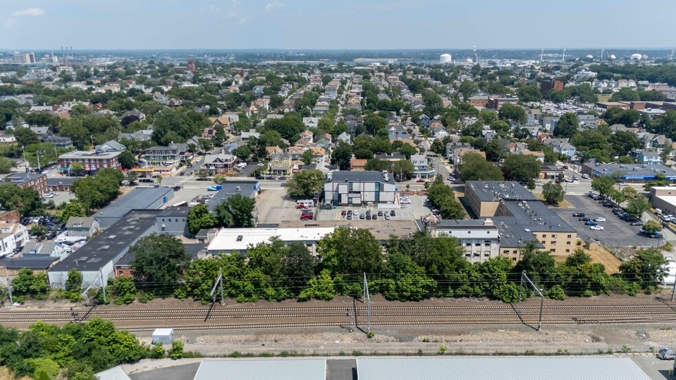 More Photos Of 669 Elmwood Ave, Providence Apartments For Sale