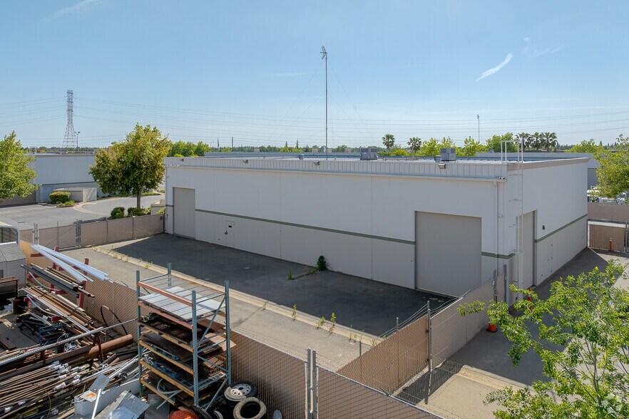 More Photos Of 4221 Duluth Ave, Rocklin Industrial For Sale