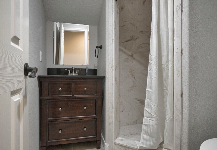 More Photos Of 3559 FM 521 Rd, Brazoria Specialty For Sale