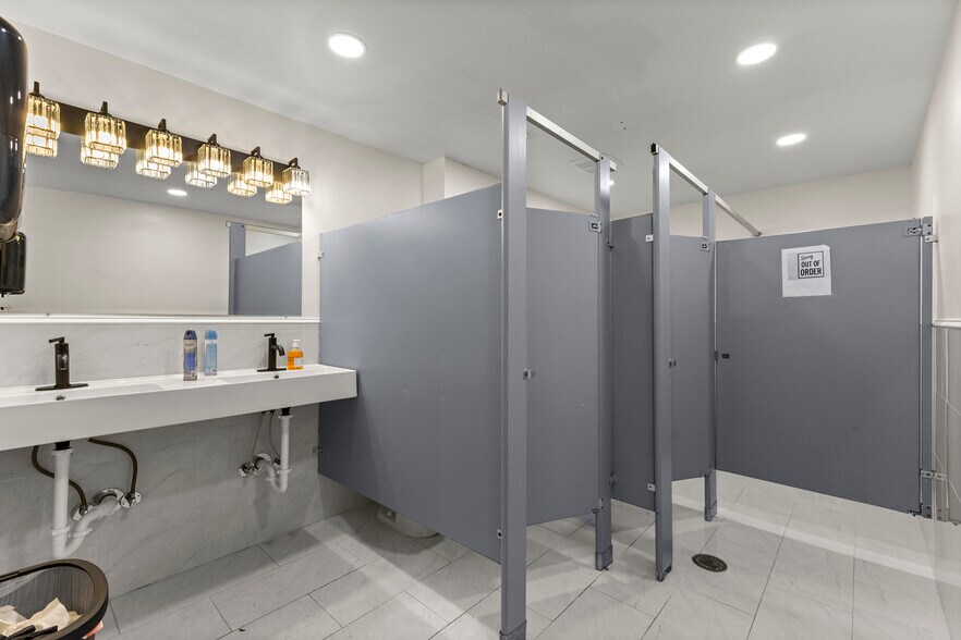 More Photos Of 1217 S Merriman Rd, Westland Lodge Meeting Hall For Sale