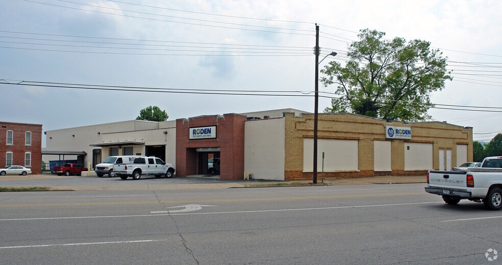 Primary Photo Of 2310 Rossville Ave, Chattanooga Distribution For Lease