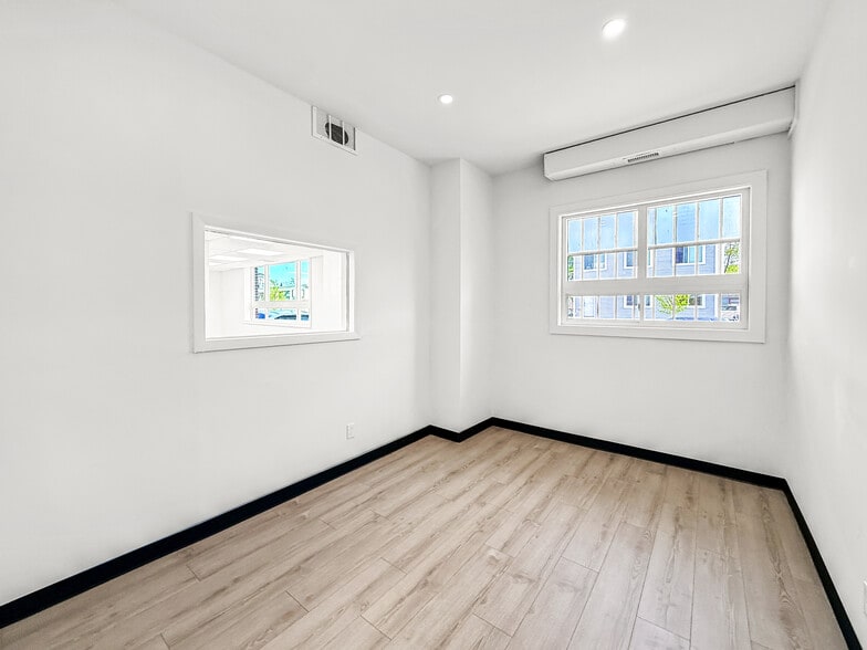 More Photos Of 64 Dewey St, Worcester Office For Sale