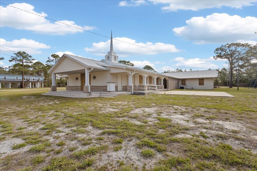 More Photos Of 21070 Beach Rd, Perry Specialty For Sale