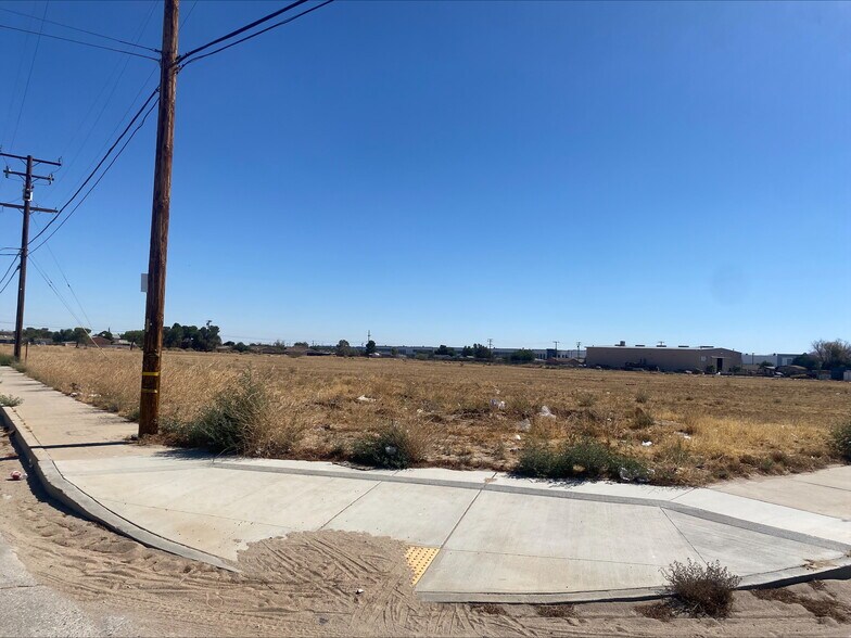 More Photos Of Bartlett Ave @ Pearmain, Adelanto Land For Sale