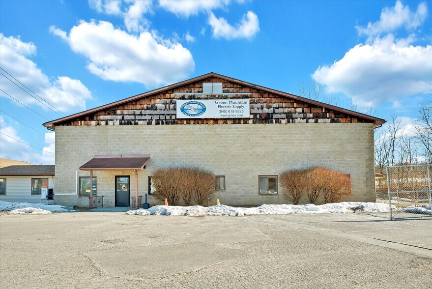 More Photos Of 2681 Route 17M, New Hampton Industrial For Lease