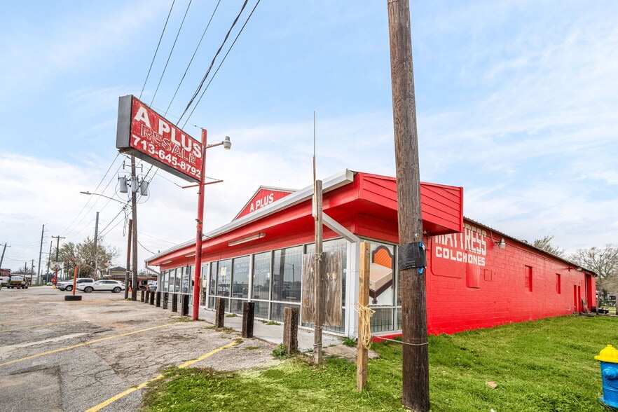 More Photos Of 5102 Telephone Rd, Houston Freestanding For Sale