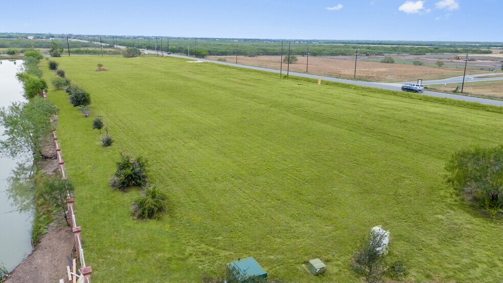 More Photos Of Carmen Ave & Cavasos Oltimo Rd, Brownsville Land For Sale