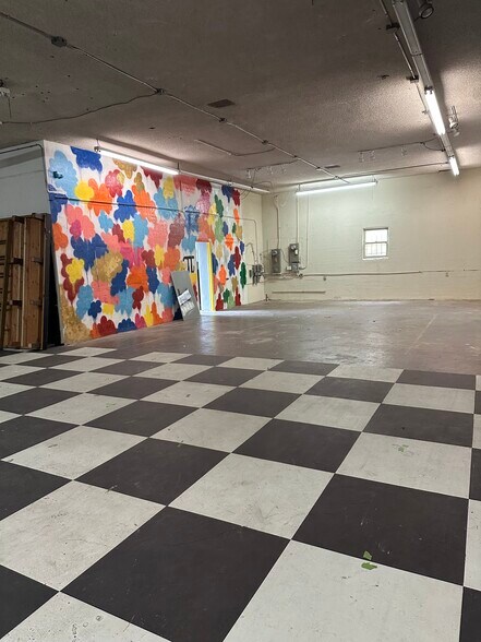 More Photos Of 2663-2667 W Pico Blvd, Los Angeles Storefront For Sale
