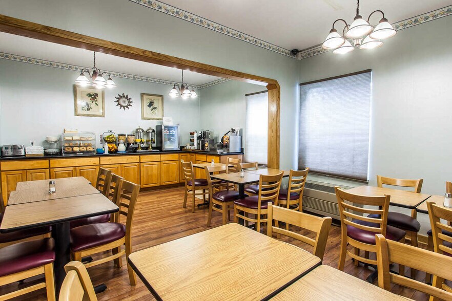 More Photos Of 3710 Meridian St, Bellingham Hospitality For Sale