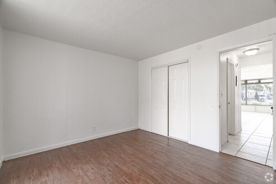 More Photos Of 3870 N Andrews Ave, Oakland Park Apartments For Sale