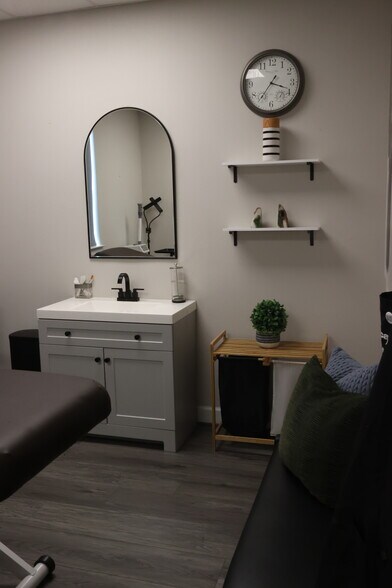 More Photos Of 23410 Grand Reserve Dr, Katy Medical For Lease
