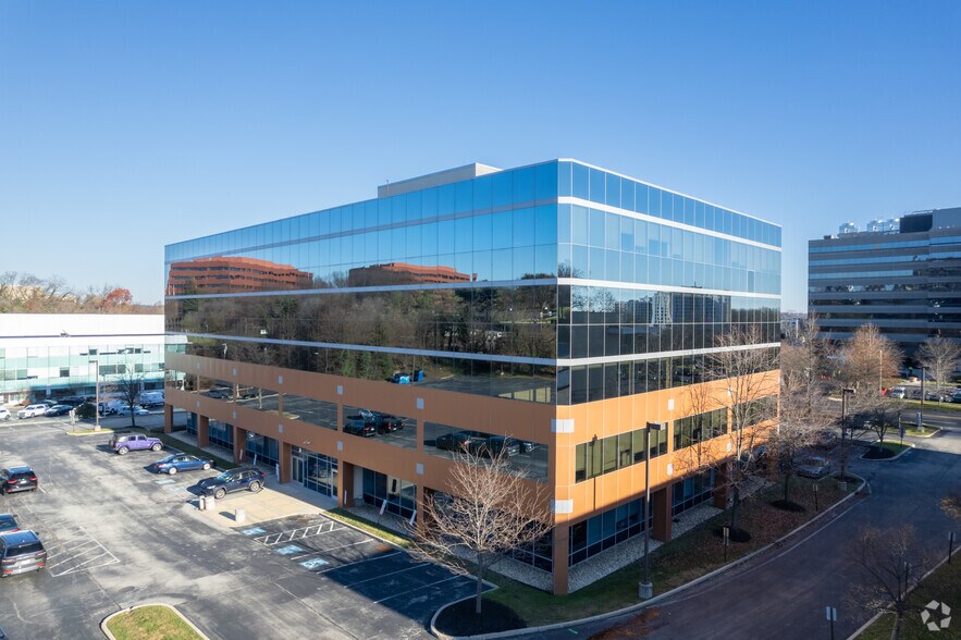 More Photos Of 40 Monument Rd, Bala Cynwyd Office For Lease