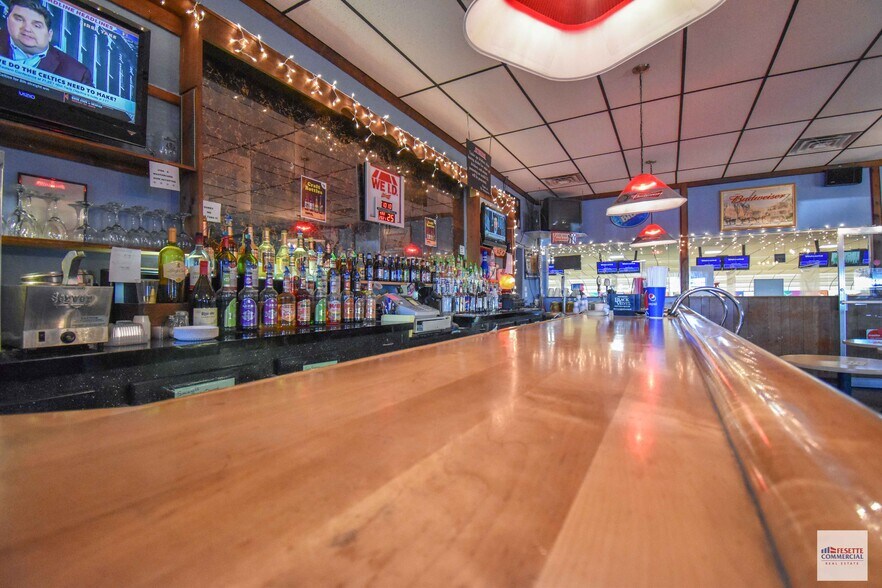 More Photos Of 28 N Bowl Ln, Plattsburgh Sports And Entertainment For Sale