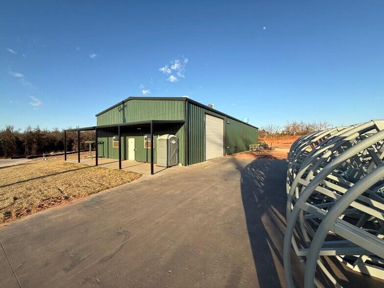 More Photos Of 11534 Maui Ln, Edmond Industrial For Sale