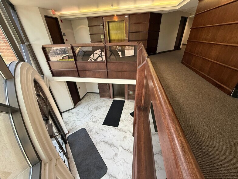 More Photos Of 1901 W 47th Pl, Westwood Medical For Lease
