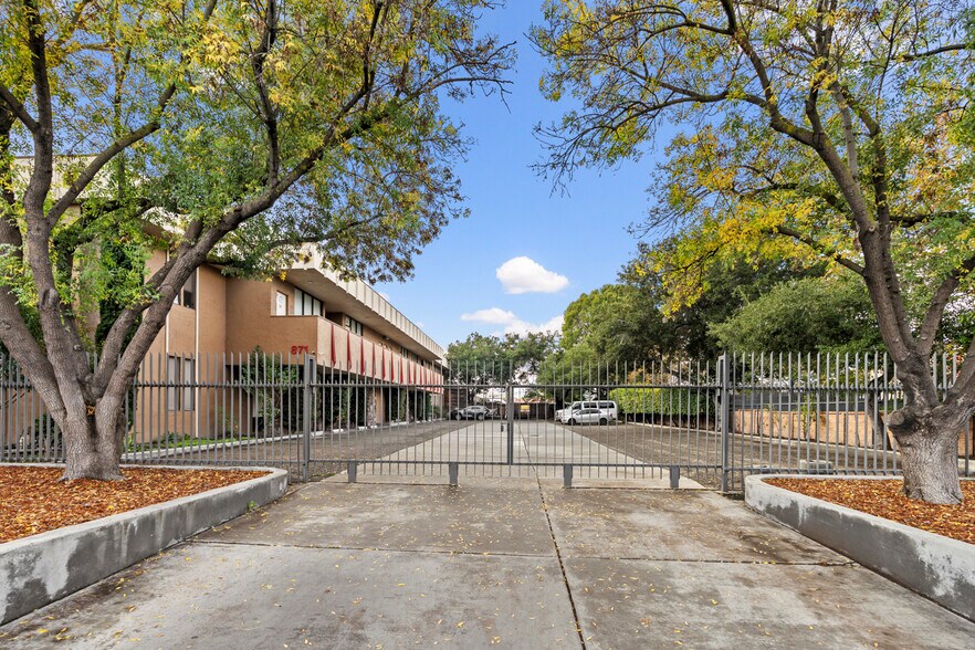 More Photos Of 871 Coleman Ave, San Jose Office For Lease