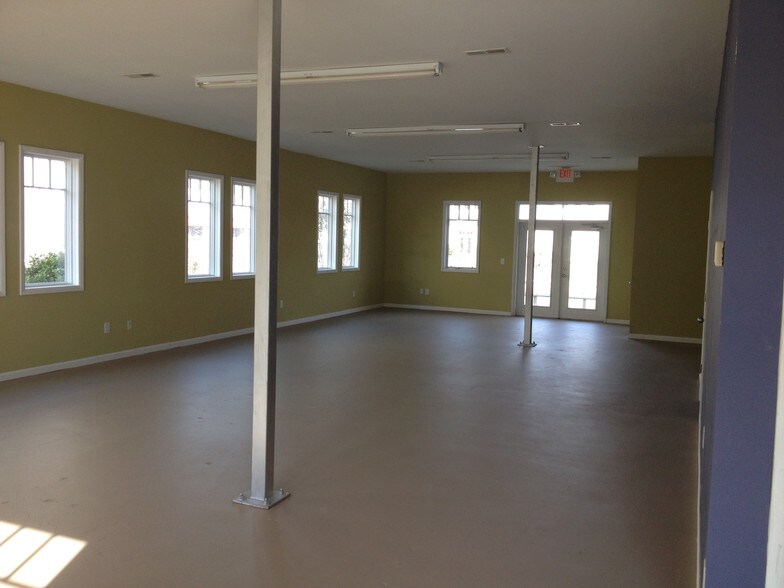 More Photos Of 277 Willbrook Blvd, Pawleys Island Office For Sale