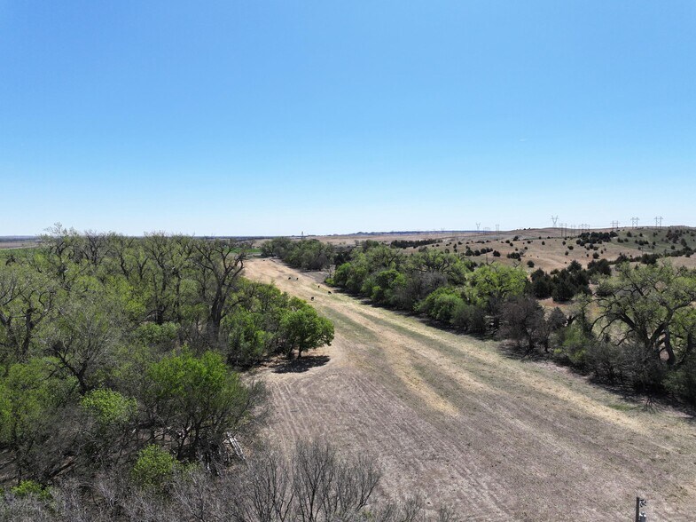 More Photos Of 1806 E State Farm Rd, North Platte Land For Sale