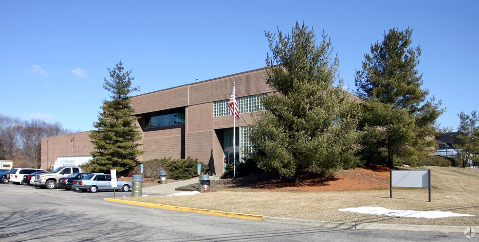 More Photos Of 16 Wright Way, Oakland Warehouse For Lease