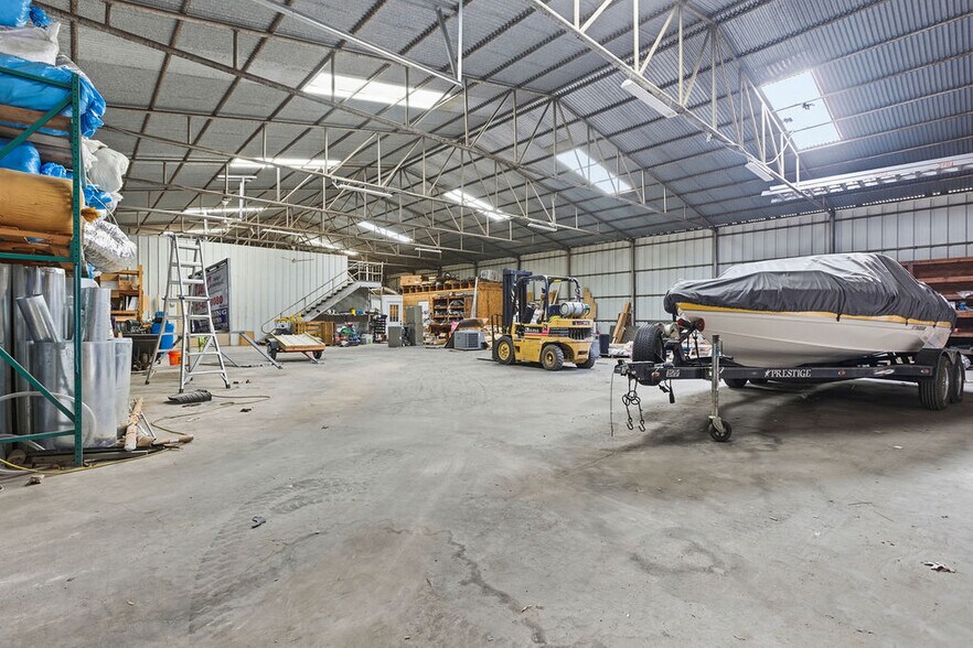 More Photos Of 2701 N Main St, Mansfield Industrial For Sale