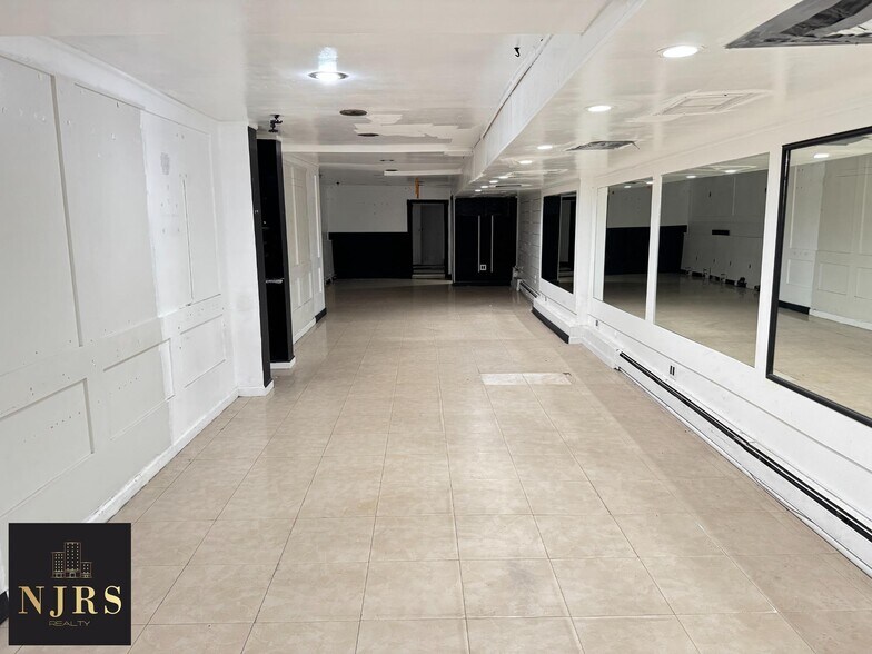 More Photos Of 448 E 79th St, New York Apartments For Lease