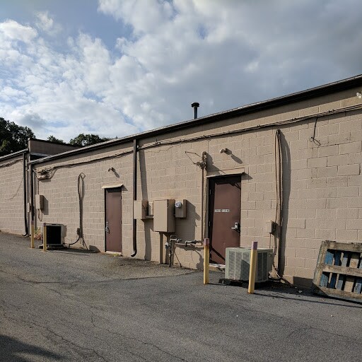 More Photos Of 100-110 Love Rd, Reading Storefront Retail Office For Sale