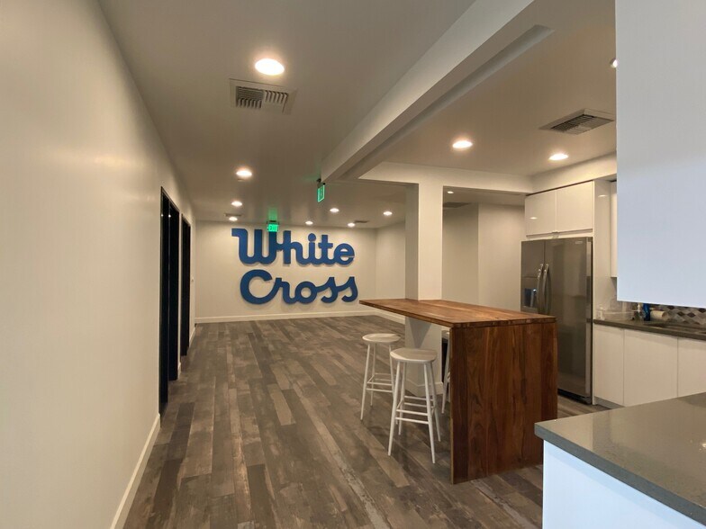 More Photos Of 100 S Maryland Pky, Las Vegas General Retail For Sale