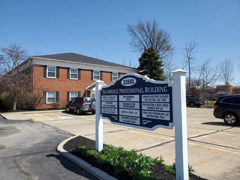 More Photos Of 33595 Bainbridge Rd, Solon Office For Lease