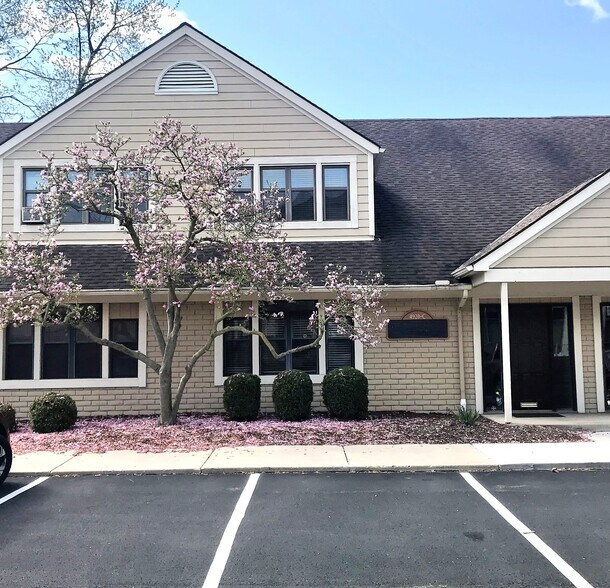 More Photos Of 4920 Reed Rd, Columbus Loft Creative Space For Lease