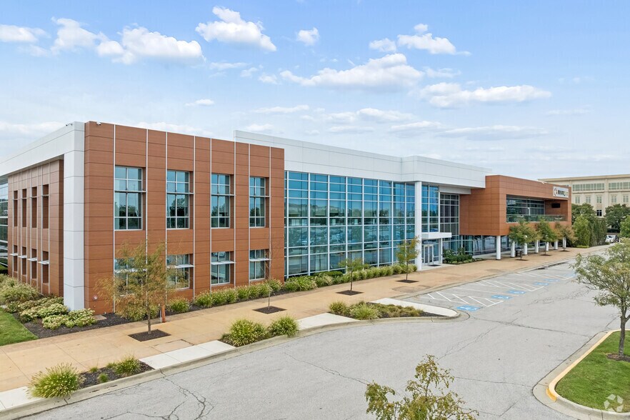 More Photos Of 6800 W 115th St, Overland Park Coworking Space