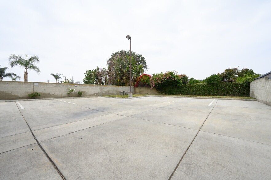 More Photos Of 17971 Euclid St, Fountain Valley Medical For Lease