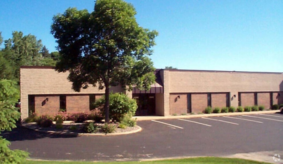 More Photos Of 11545-11581 Encore Cir, Hopkins Warehouse For Lease