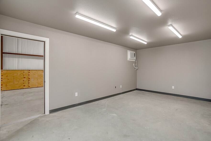 More Photos Of 6625 N FM 157, Venus Unknown For Lease