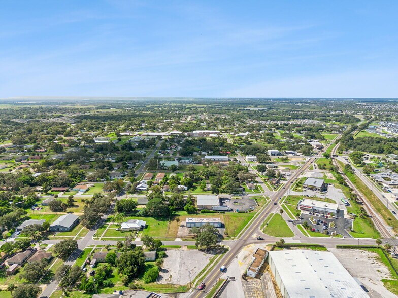 More Photos Of 11 W Magnolia St, Davenport Warehouse For Sale