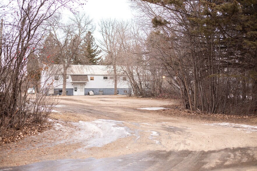 More Photos Of 1220 N Front St, Crookston Apartments For Sale