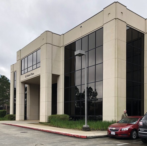 More Photos Of 8545 United Plaza Blvd, Baton Rouge Office For Lease